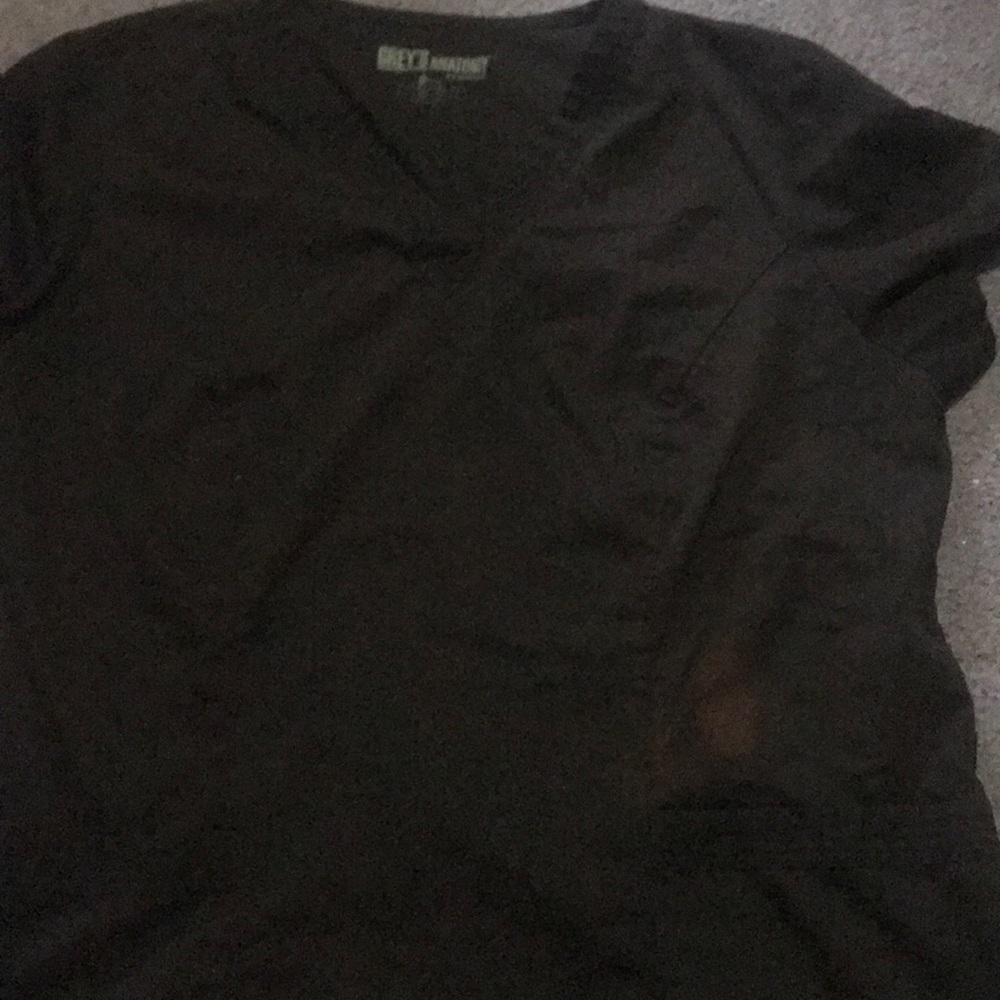 Set of large greys anatomy scrubs